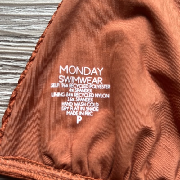 Monday Swimwear Barbados Bikini Top - Picture 4 of 9